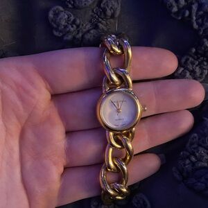 Elegant Gold Chain Women's Watch